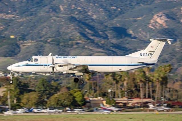 Ameriflight's tweet photo. Sliding into the #weekend like…. #BE1900

📸: Plane spotter, Dario Moiso
#AviationDaily https://t.co/Z07JLPzdOk