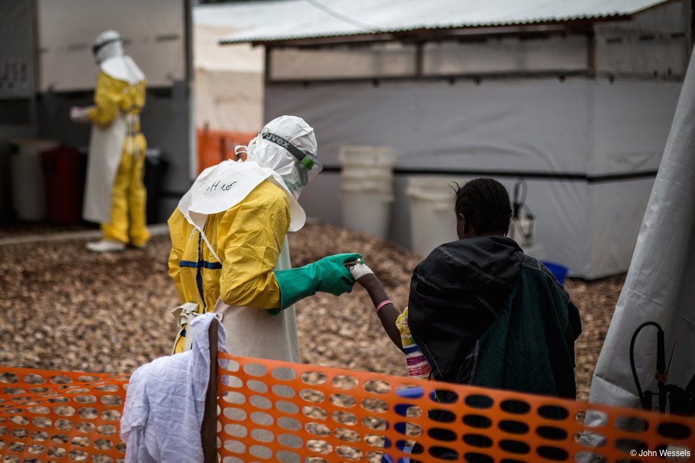 MSF_USA's tweet photo. SAVE THE DATE! January 29th we'll be streaming live with experts from the field who have been fighting the Ebola outbreak in DRC. We'll discuss medical approaches as well as the challenges of fighting an outbreak in a conflict zone. Join us: 12:30-2PM EST. https://t.co/kWRW0UQqdp https://t.co/XkNsz3mr5l