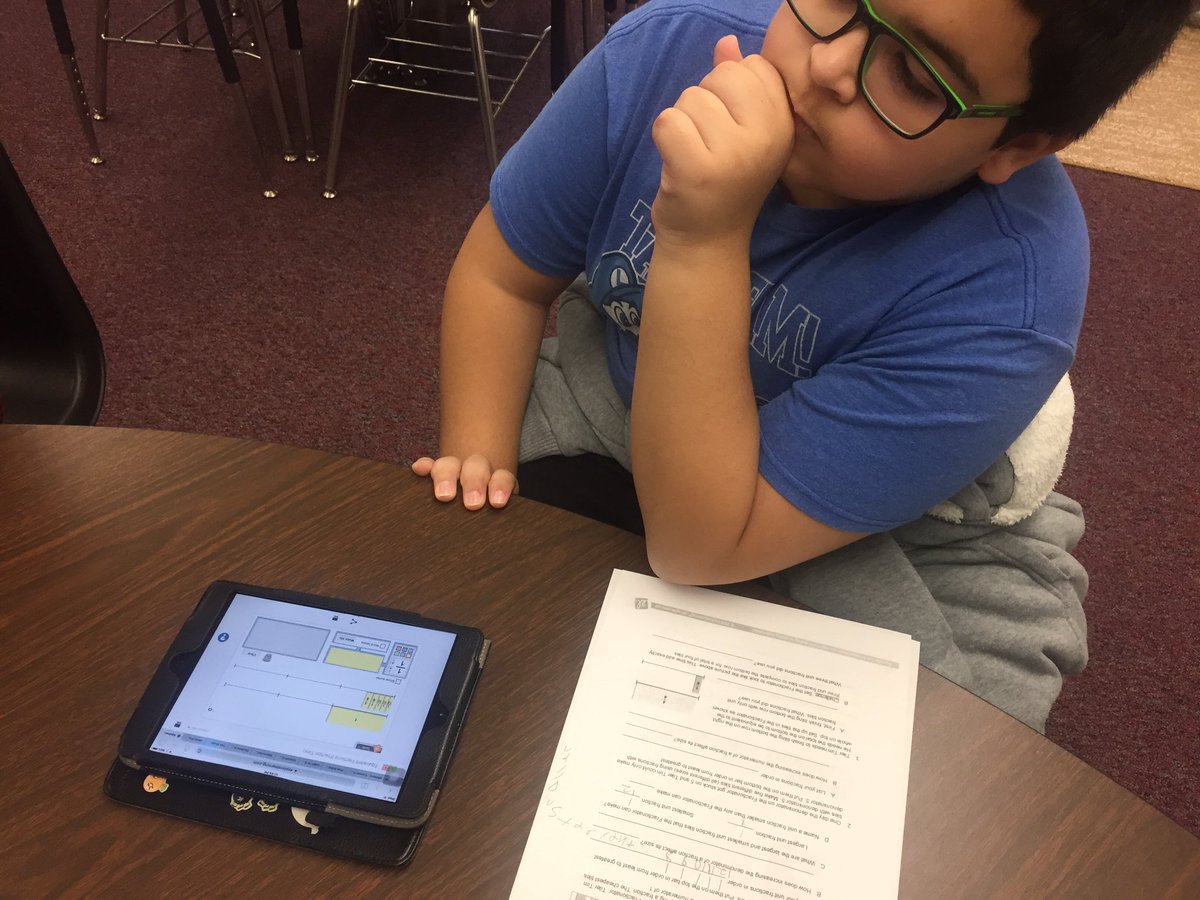 miss___crowley's tweet photo. Happy Friday!! Wrapping up our week with a fun and interactive Equivalent Fraction Gizmo! @ExploreLearning https://t.co/Ha4BbBQNi3
