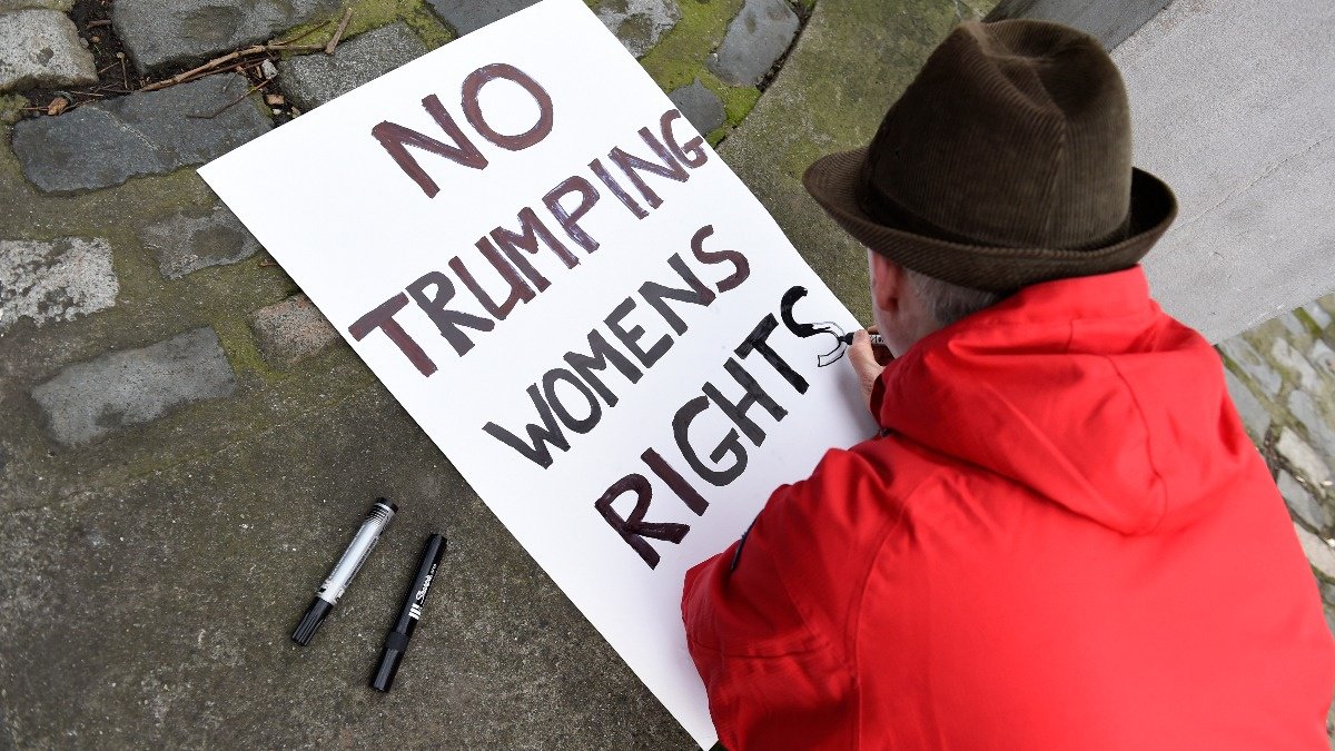 Women's marches hope to sidestep controversy https://reut.rs/2FKhPzO