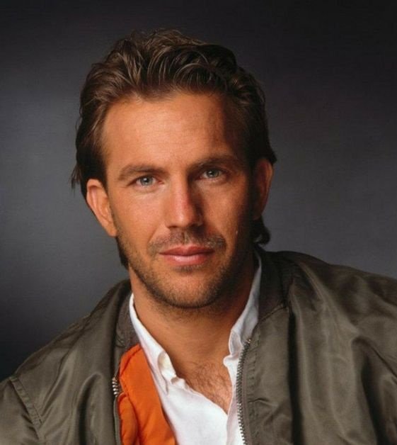 Happy 64th birthday to Kevin Costner today! 