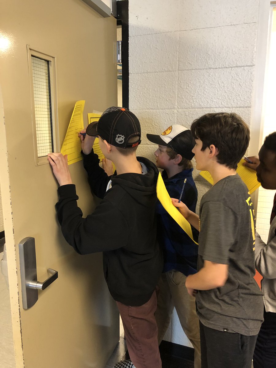 MsYoung4321's tweet photo. @WoodhavenMS Grade 7 SS students got out of their desks and competed in a Canadian Exploration Scavenger Hunt today. #woodhaven @shayepatras @Jaynabutler #psd70 https://t.co/QIMZLROMrd