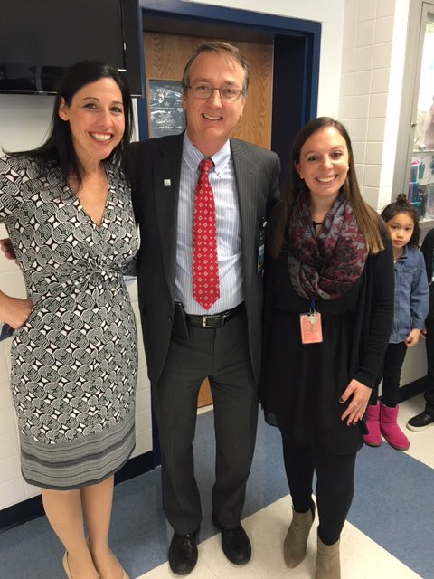 Erica__Beckett's tweet image. So glad @FCPSSupt got to visit Bucknell today and see how we meet each student by name and by need in math instruction #AddVantageMathRecovery #POG #smallgroupinstruction