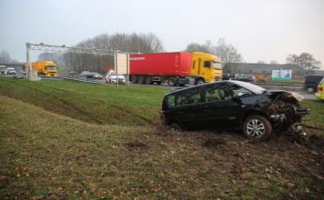 Ouderlijk stel gewond bij #Ongeval op #A58 #Heerle - bit.ly/2AS1Jke -