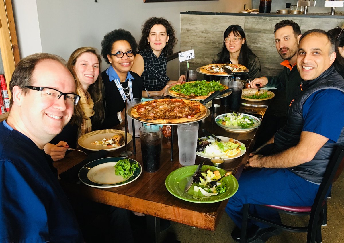 Transplant team lunch to welcome new transplant surgeon Dr. Lucia De Gregorio from Spain!

#utsw #utswsurgery #transplant