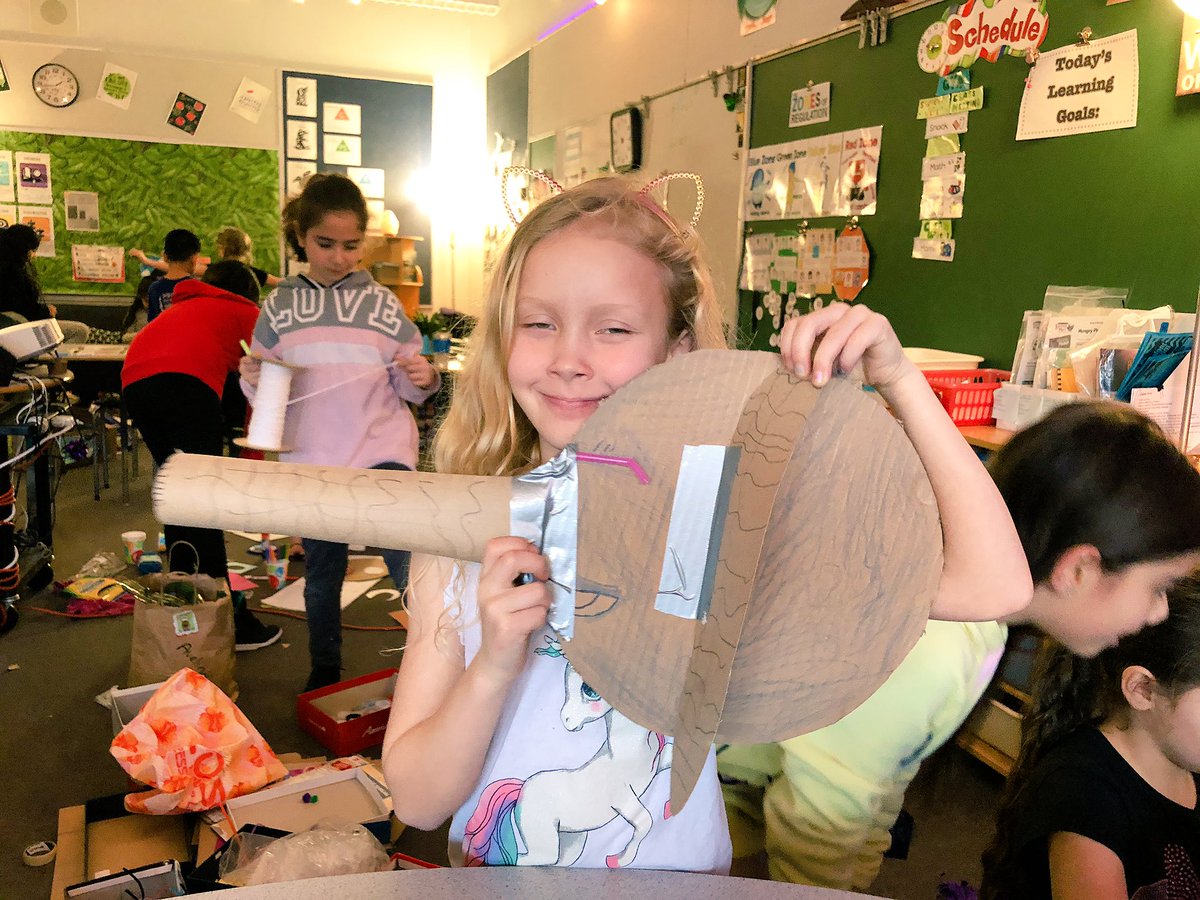 jzvi's tweet photo. Thx @VanessaSauer1 for coming up with an excellent buddies maker project after reading #rosierevereengineer! #creativitytothemax #sd36learn @RoyalHeightsBC https://t.co/qCirP6bDHJ