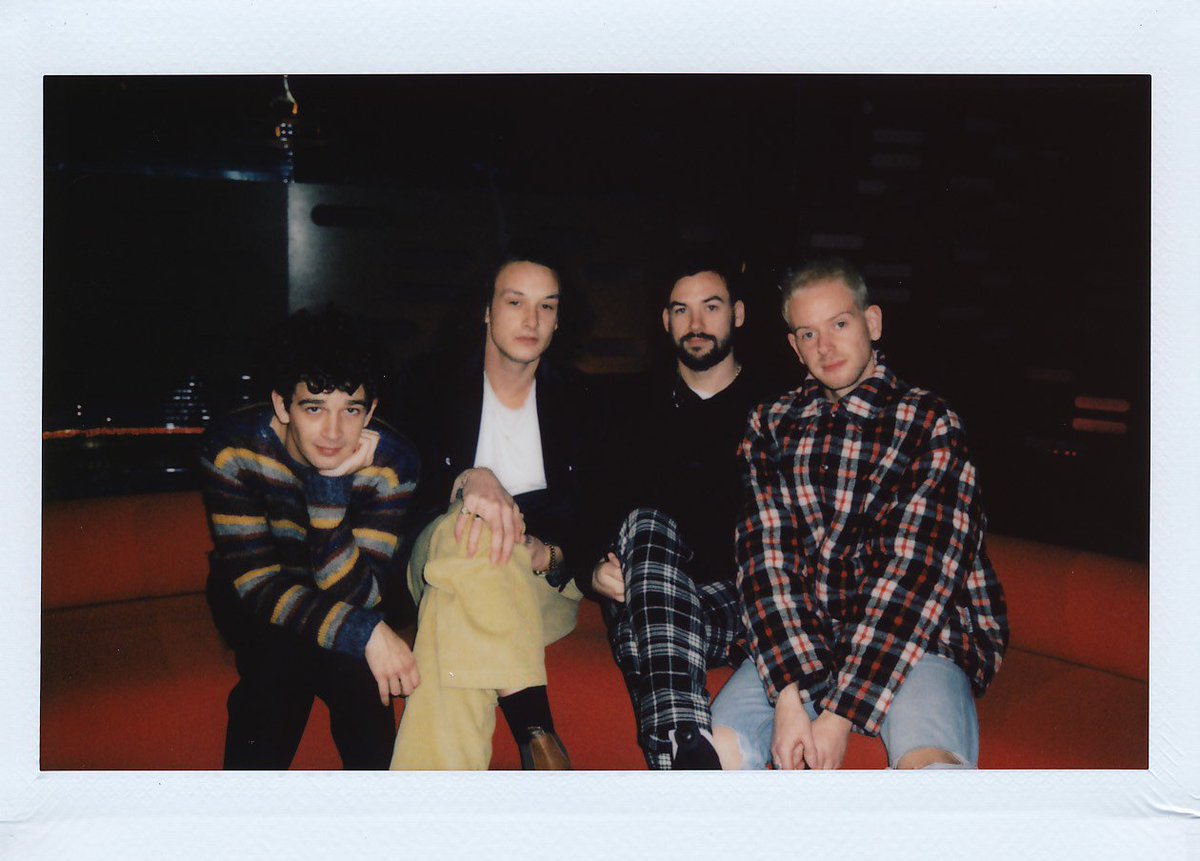 The 1975 (@the1975) on Twitter photo 18/01/2019 22:35:00 // G R A H A M N O R T O N - N O W // @TheGNShow @BBCOne L O V E bbc.co.uk/bbcone // G R A H A M N O R T O N - N O W // @TheGNShow @BBCOne L O V E bbc.co.uk/bbcone