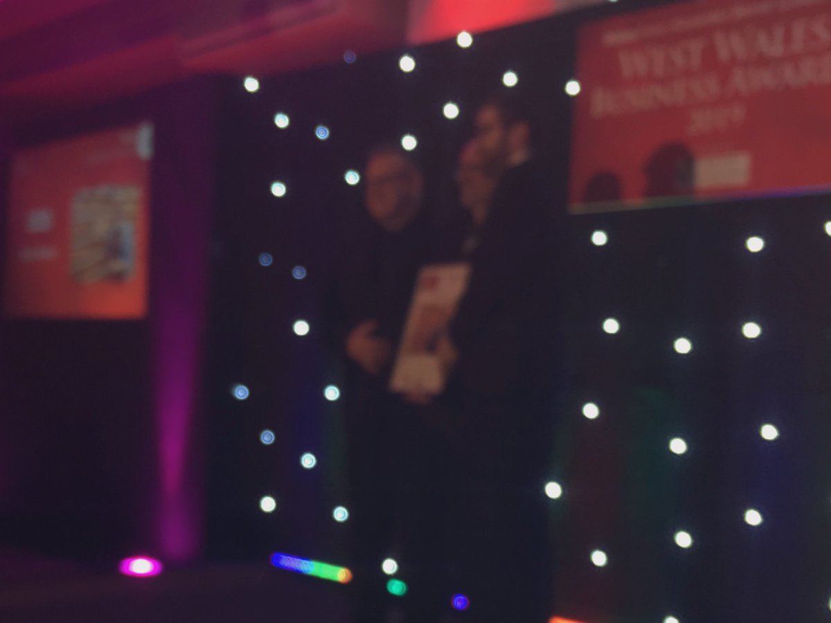 UWTSD's tweet photo. And the winner of #WestWalesBiz 2019 #Retail category is #TeaTraders! Congratulations from @SBS_UWTSD @UWTSDCarmsBus ! Sponsored by @Securahomeltd https://t.co/xGzQzr4UTO