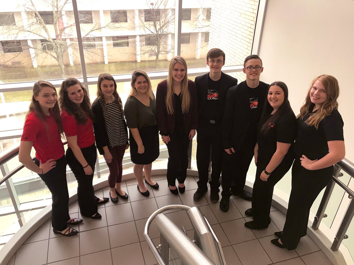MrsHighfillFACS's tweet image. Student’s hard work paid off today. #Kickapoo #FCCLA represented today with 5 students moving on to state competition! @KickapooChiefs @officialSPS