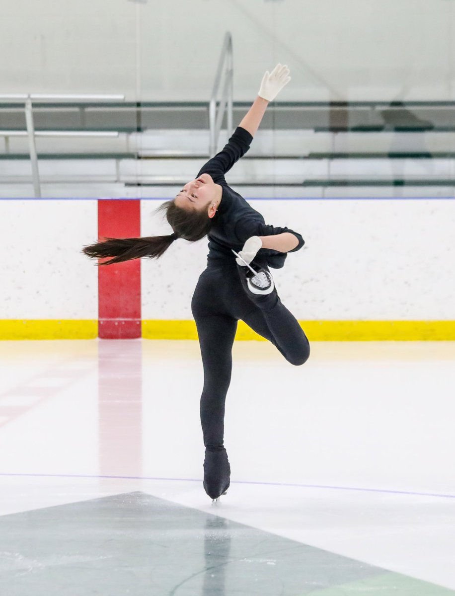 We can’t get enough of these incredible shots of Misora ‘22 practicing. Grateful to @thewinchschool for giving her ice time while she’s in the photography @WinchColLAB #winchproud #oneschooltwocampuses #figureskating #StudentAthlete