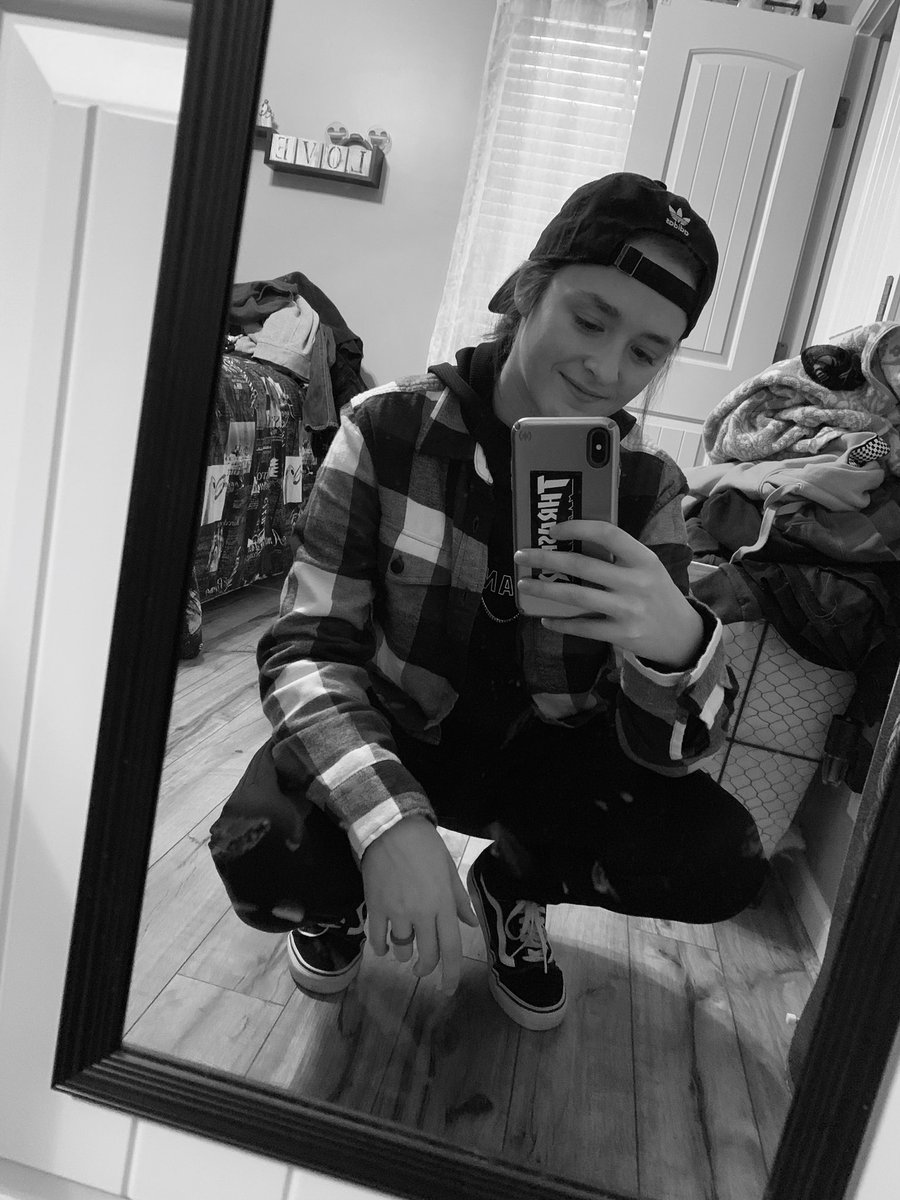 KatieBonacci's tweet photo. no surprise #anotheryearstillqueer🌈 https://t.co/L50CzNcBeH