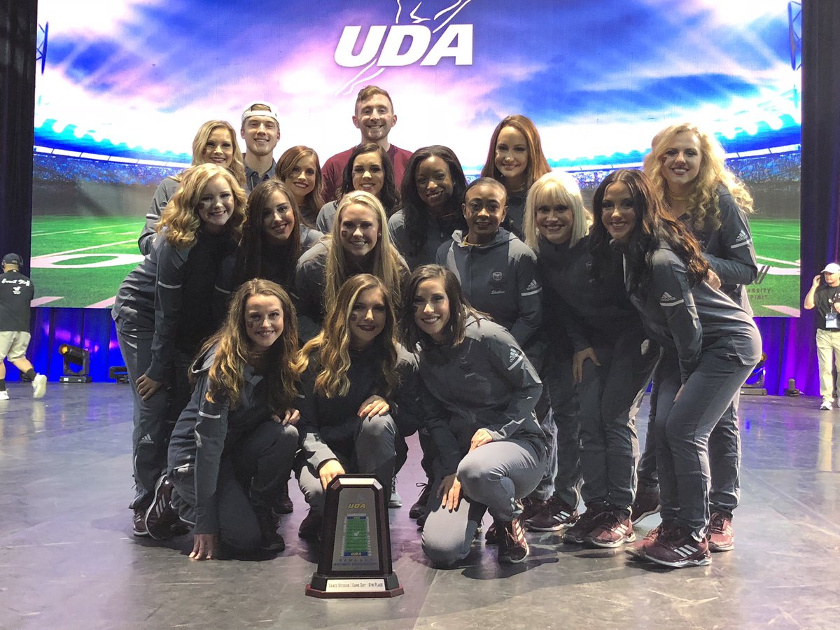MSU_SugarBears's tweet photo. Congratulations Boomer &amp; Sugar Bears for placing 6th in the nation in D1 Game Day!! Excited for Pom &amp; jazz semis tomorrow! https://t.co/o2UUmsg1R3