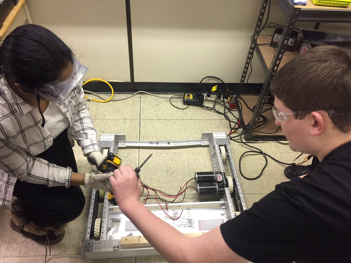 FRC5076 Stormbots tweet media