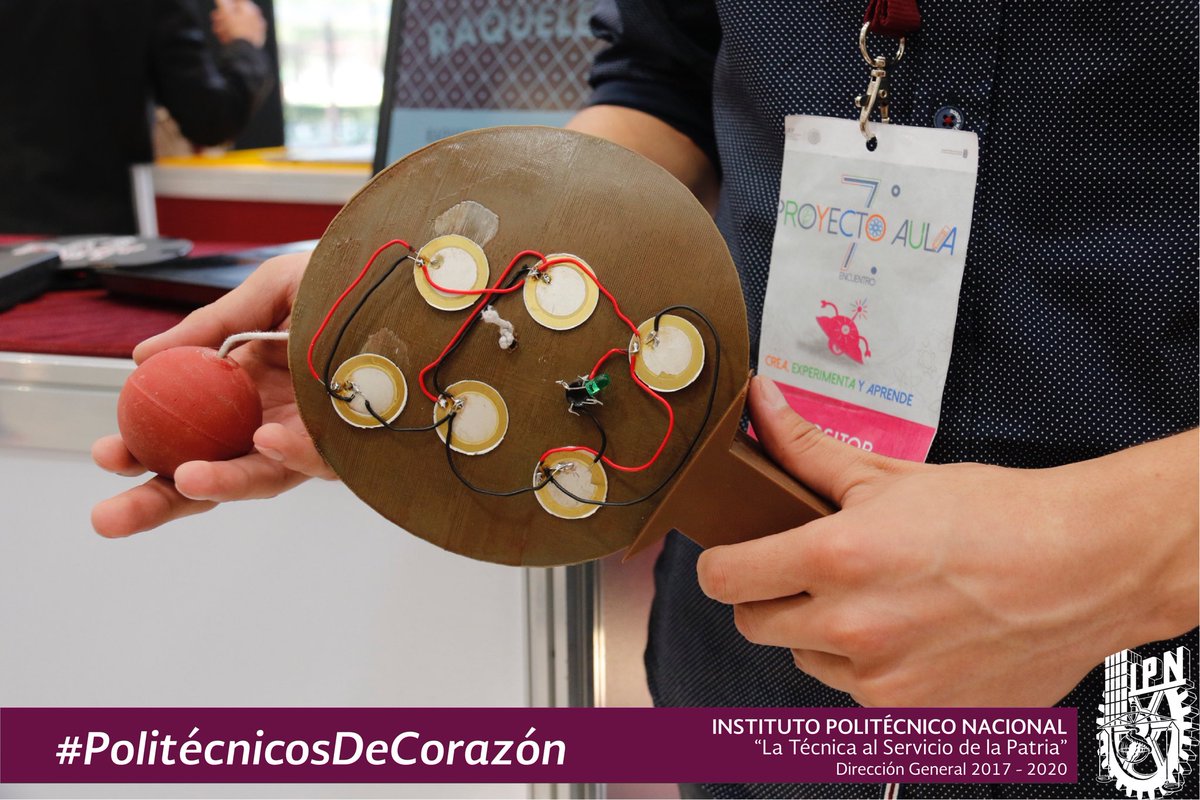 IPN_MX's tweet photo. #ProyectoIPN Diseñan #PolitécnicosDeCorazón raqueta generadora de energía para dispositivos móviles. 🏓 #CECyT16 #Hidalgo https://t.co/N8wGIyWIb3 https://t.co/AbfztLqVrr