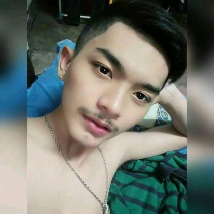 ATohni's tweet image. อ่อยยังใงให้ได้แฟน...?