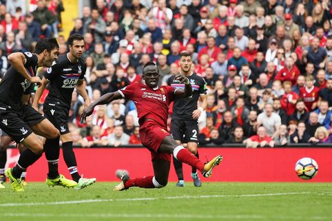 Sadio Mane ยิงประตู Crystal Palace ในพรีเมียร์ลีกได้มากกว่ายิงทีมอื่นๆที่จำนวน 6 ประตู และถ้าทำประตูได้ในเกมคืนนี้จะเป็นการยิงทีมเดียว 4 นัดติดต่อกันเป็นครั้งแรก #lfcthai