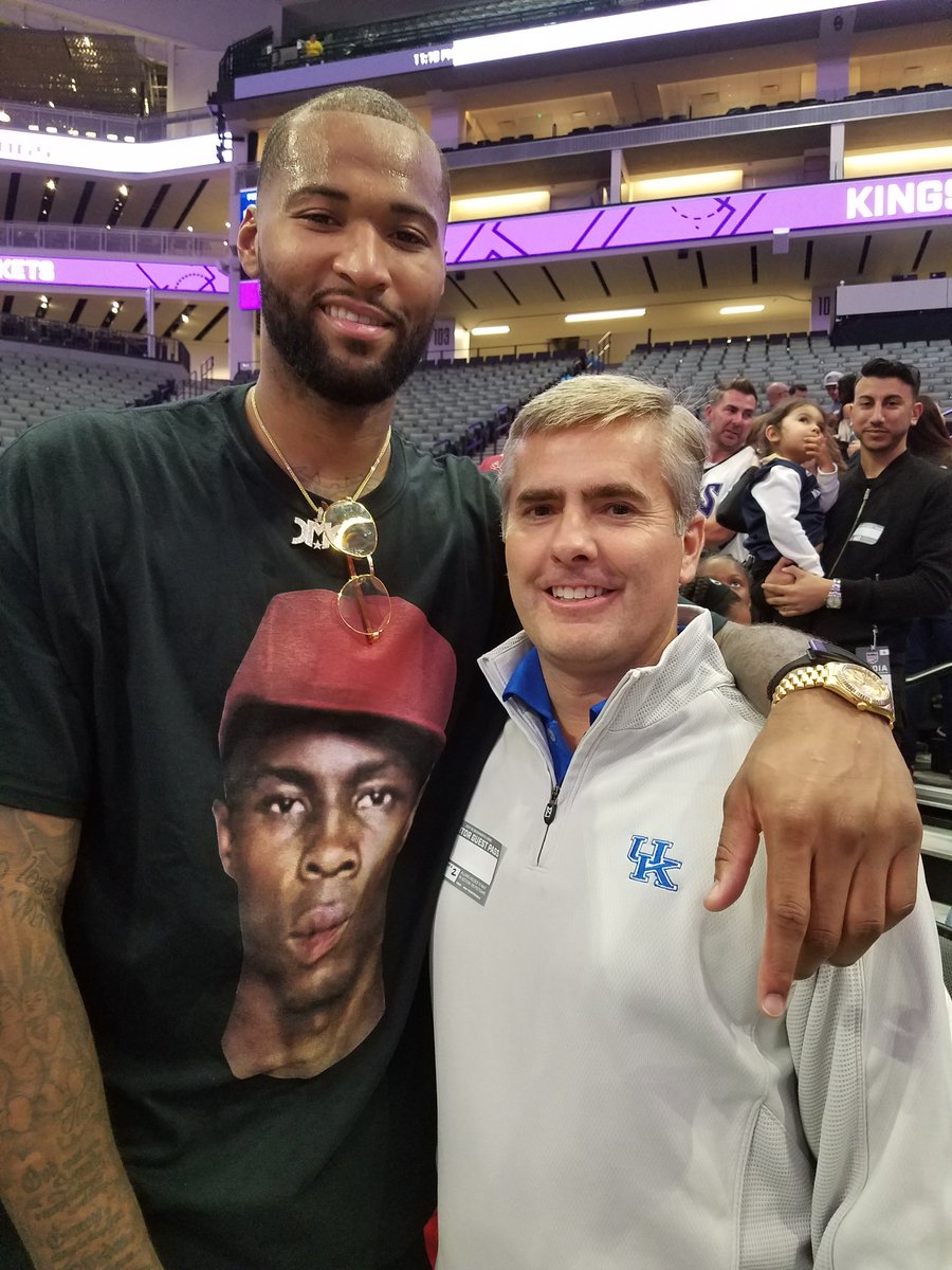 ChrisfrRichmond's tweet photo. Welcome back @boogiecousins the BEST BIG in the @nba and a future Hall of Famer but a better man with a heart of gold!! #GSW #0 #GETARING https://t.co/6iiVCpTXMq