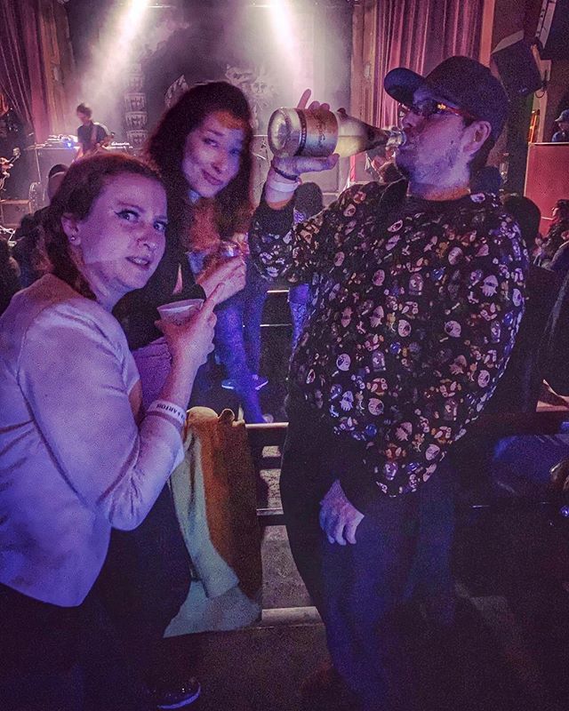 When you go to a @cursivetheband show in Denver, you gotta’ get classy..... by drinking an entire full-sized bottle of champagne straight from the source. 🍾
.
.
@bluebirdtheater @illegalpetes #cursive #cursivetheband #cello #cellorock #denver #denver… bit.ly/2RFGOv5
