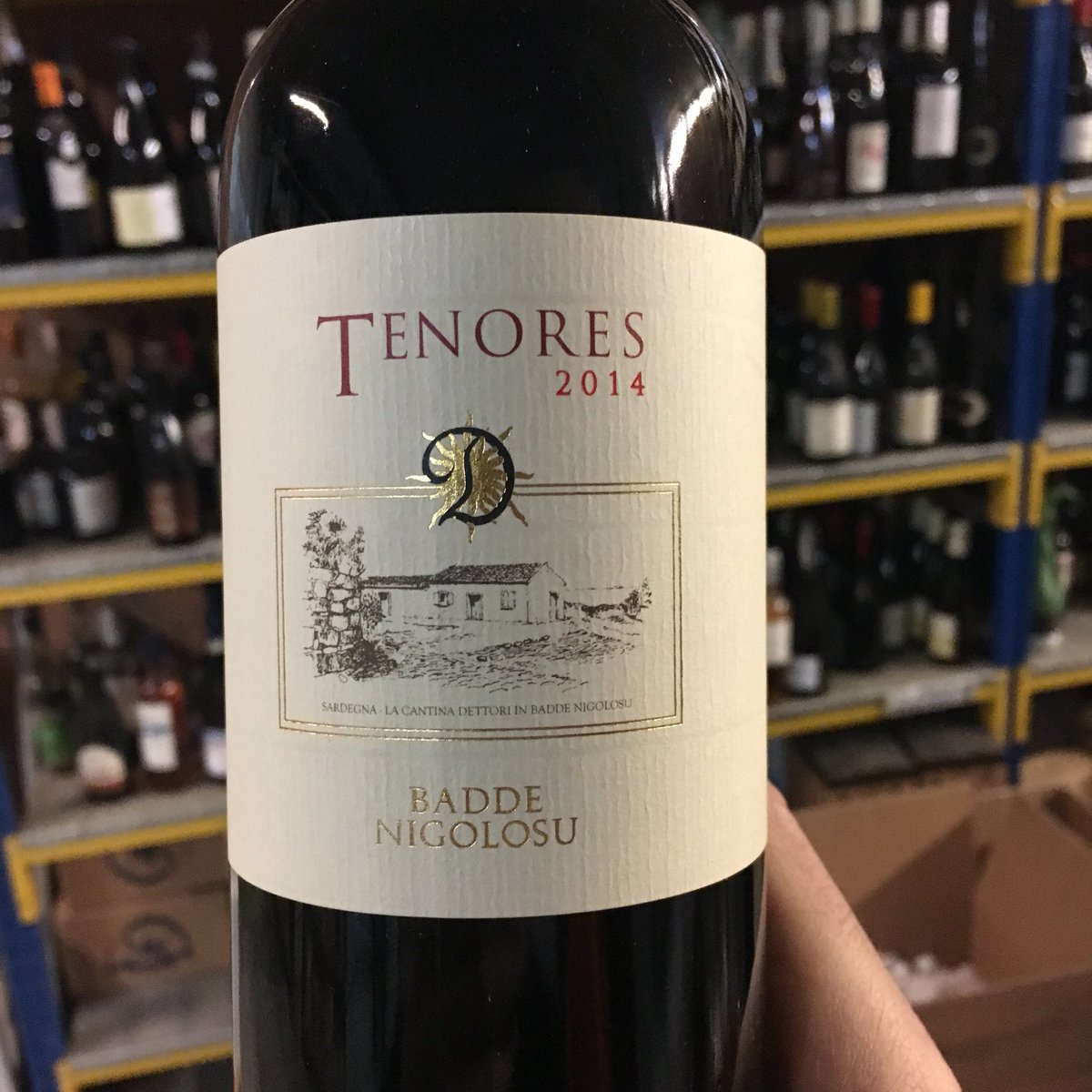 DoYouWineCom's tweet photo. Pazzesco. TENORES 2014,
Dettori.
“I profumi sono irradianti di erbe aromatiche e spezie con una delicata sfumatura di tabacco e pepe nero. Al palato è avvolgente, ancora molto giovane e con tannini succosi ed elegantissimi. Il finale è tonico, lunghissimo. 97/100” (Doctor Wine) https://t.co/dHtm3KtYMW