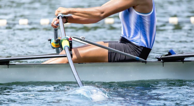 Rowperfect's tweet photo. Use your kitchen table to find your #Rowing posture! #RowingTip https://t.co/TMQTxbKFtS https://t.co/yDA2DyjIRx