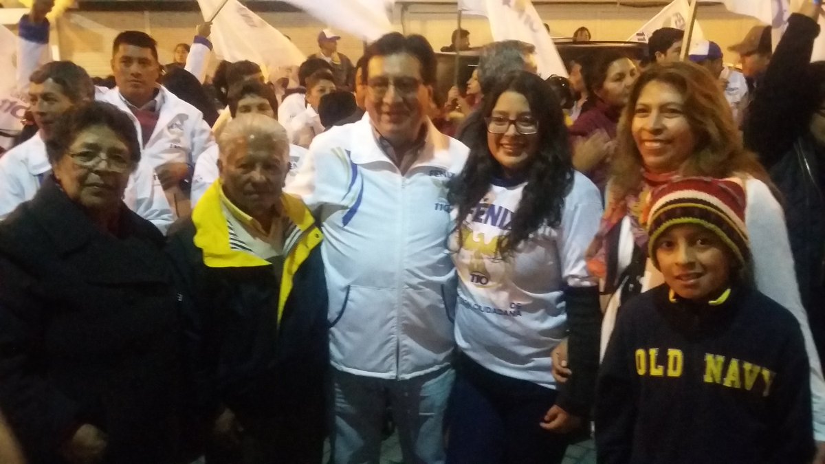 MovimientodeAc2's tweet photo. #Fénix #Lista110 el mejor grupo de trabajo camino a la victoria. #ConAlmaVidayCorazón
"Trabajo y honradez con visión de futuro". https://t.co/bLb4VLKg8W