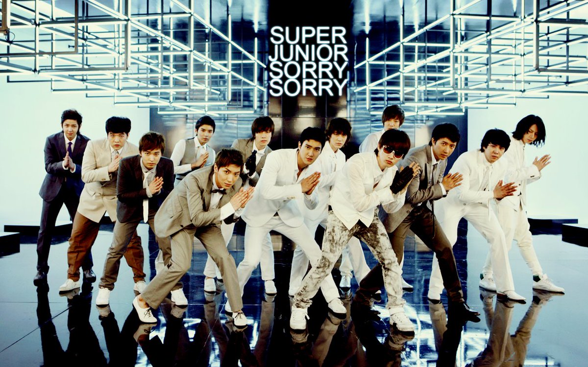1. Eunhyuk's iconic light blue hair in Super Junior's "Sorry Sorry" music video - wide 8