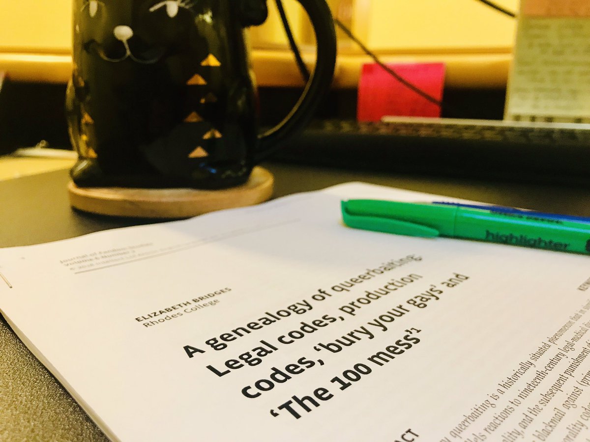 LoveMeBaitMeDoc's tweet image. About to enjoy some light winter reading, courtesy of @EGBridges😻 #hayscode #lesbian #fandom #queerbaiting