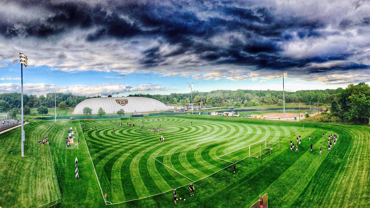 Mike_ketteman2's tweet photo. Excited to finally announce my decision to play division 1 soccer at Oakland University! Thank you to all my coaches, mentors, teammates family and all others who have been involved in my recruiting process. Go Grizzlies !🐻⚽️ #WEARtheBEAR https://t.co/PaSW48xhQ9