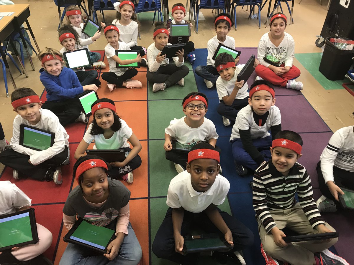 MsBiordi's tweet photo. Kahoot Friday + Fun Run = A Great Friday!!! 👍🏼 #dpsdny #dpENL https://t.co/eqVYxOIdW7