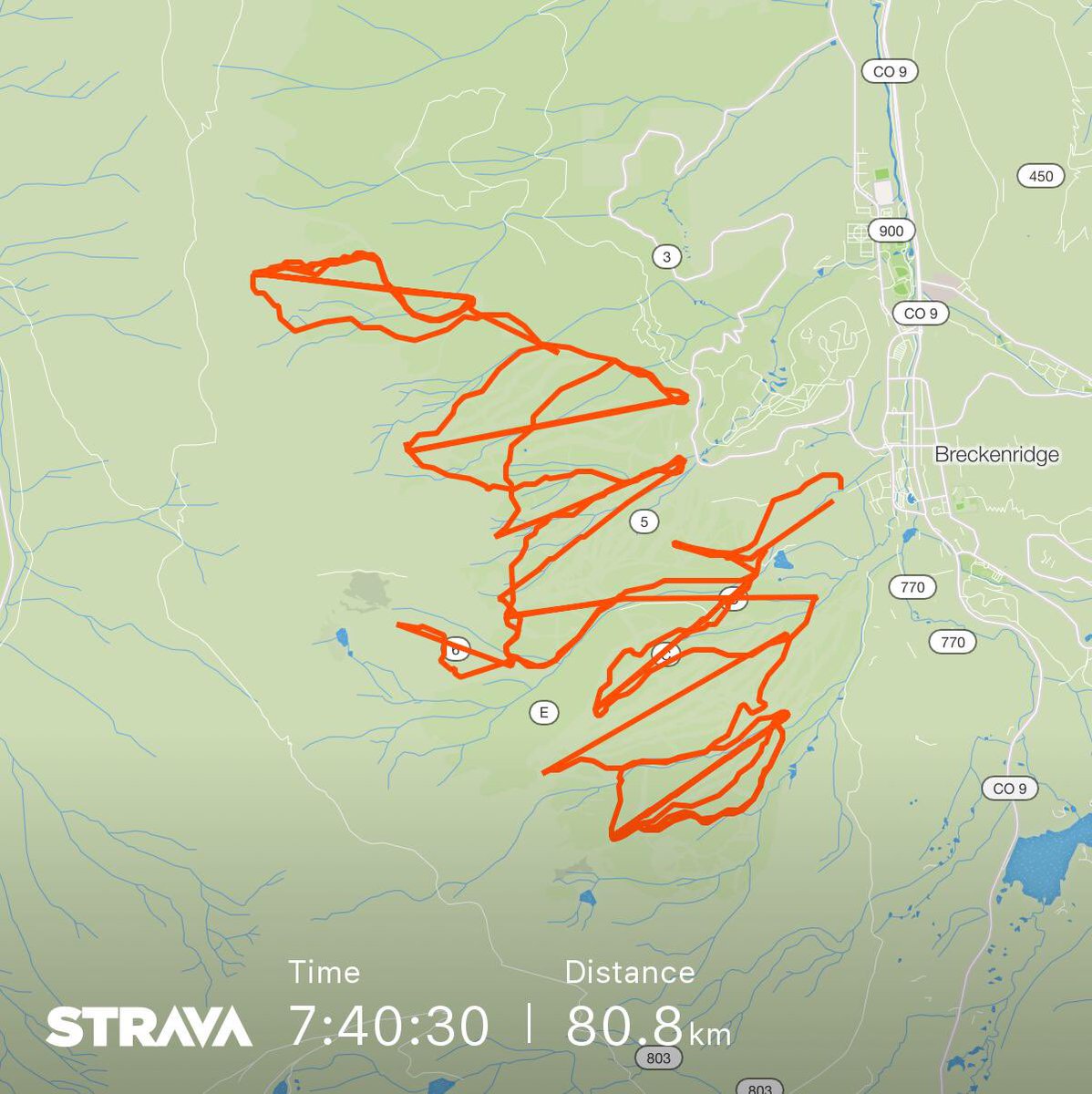 ScottishWaddell's tweet photo. Incredible powder day on the single plank 🏂with @VincentCroset and Christoph Treiber #KSsinglecell #breckenridge https://t.co/EewyJt1HK5