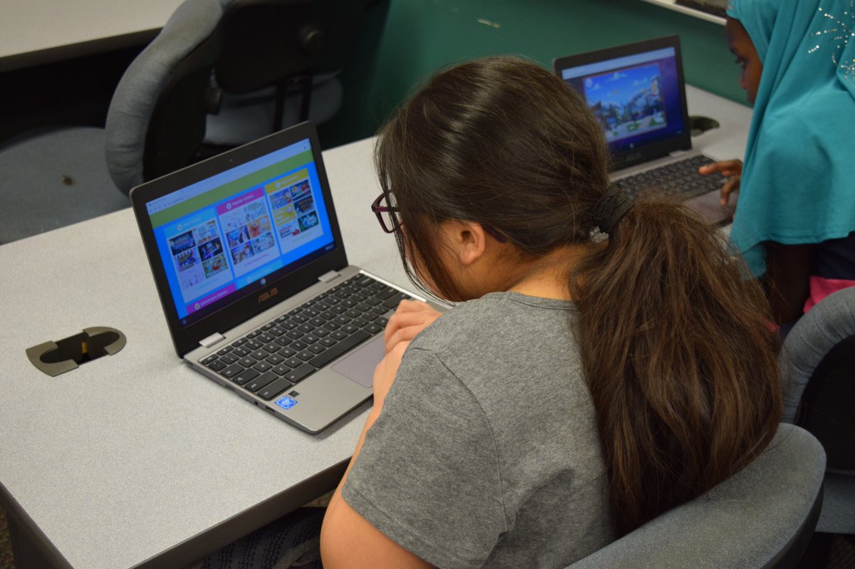 bsprincess's tweet photo. It was fun to see what happens ... if you give a girl (even kindergartners) a Chromebook ... and guide her through it’s hows, whens and whys. #stemgirls #girlsntech #soproud https://t.co/AbEoZVQnUi