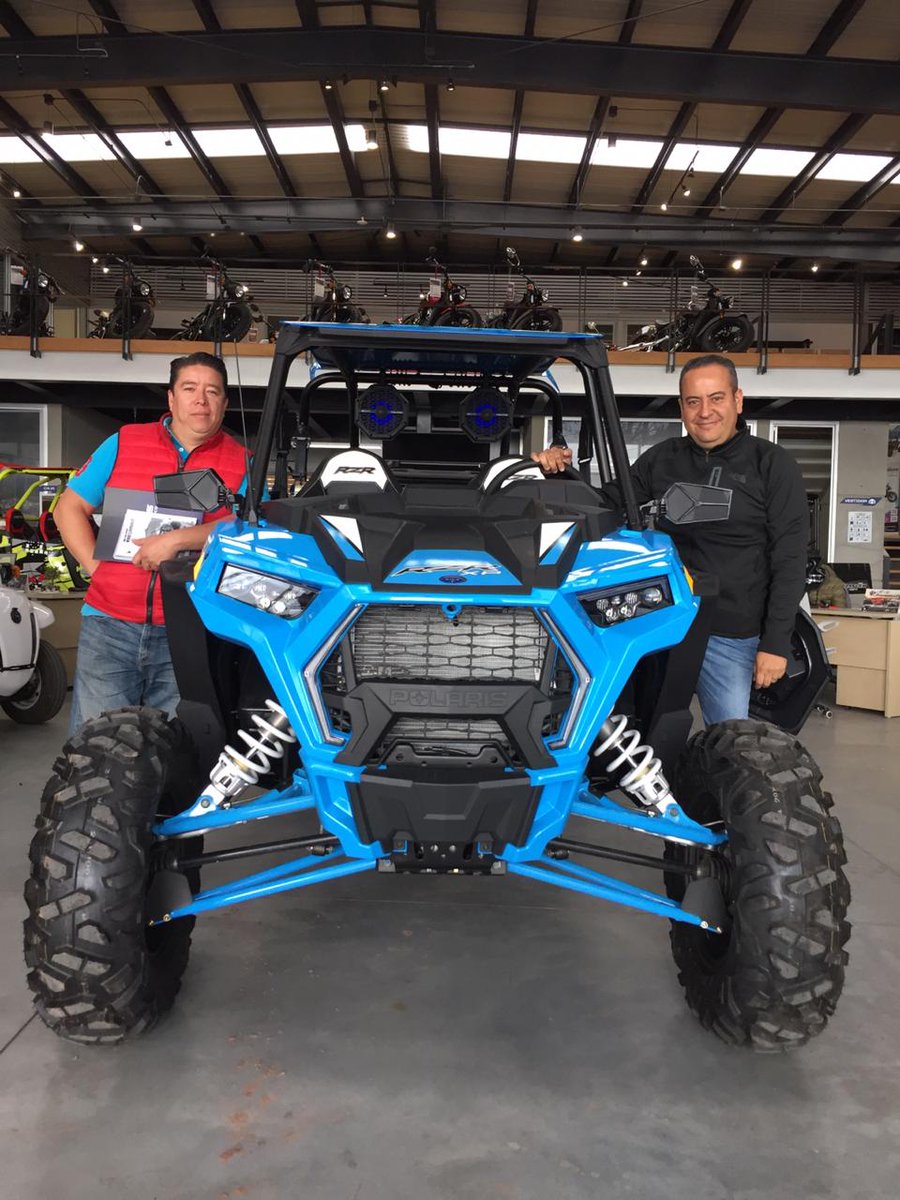 polaris_toluca's tweet image. Estamos muy contentos porque Manuel Herrera, ahora es parte de la familia @polaris_toluca con su #RZR XP1000 4 plazas #RIDECOMMANDEDITION 2019. ¡Muchos kilómetros por recorrer!