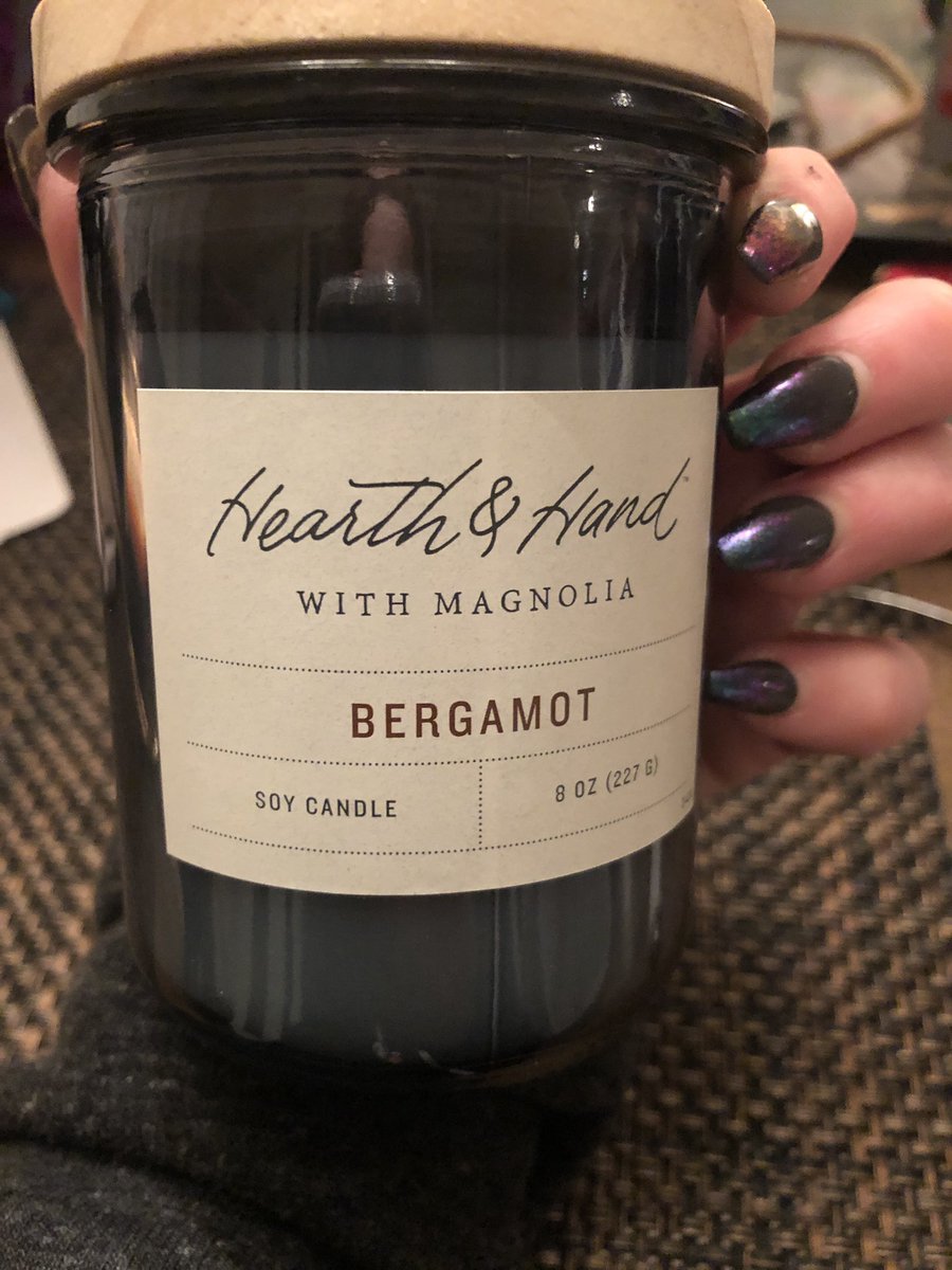 _msbryson's tweet photo. Hey @joannagaines can we please get this in a room spray, diffuser... actually, can I just bathe in it? #needdat 🙏🏼🙏🏼🙏🏼🙏🏼🙏🏼 https://t.co/dPFnXEDPBt