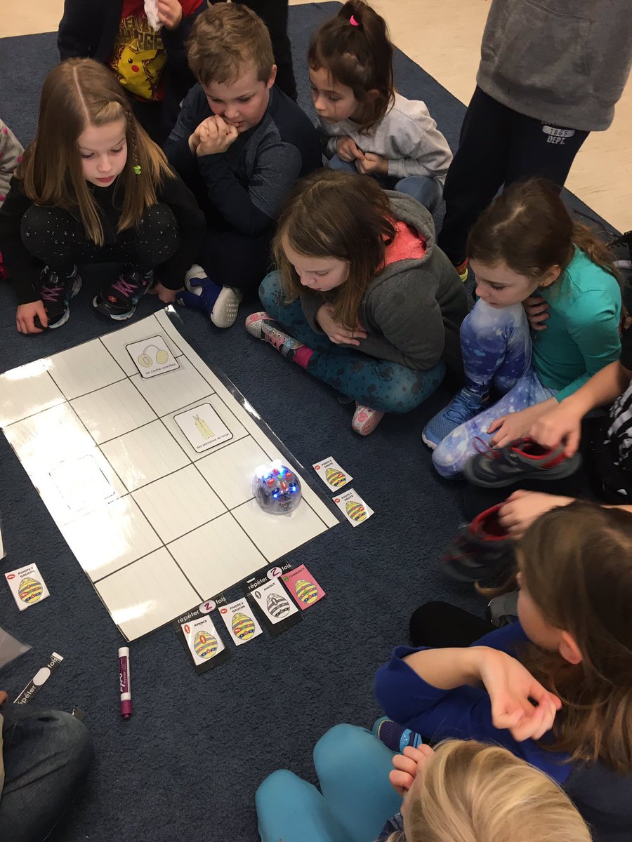 MmeAmydee's tweet photo. I know I’ve been posting a lot about my grade 2 Ss, but integrating robotics into my second language classroom has not only produced evidence of student learning , but their level of engagement has soared - their faces say it all ! @Southview_LDSB #codingincore #fsl4all https://t.co/VAuPVkhkBz