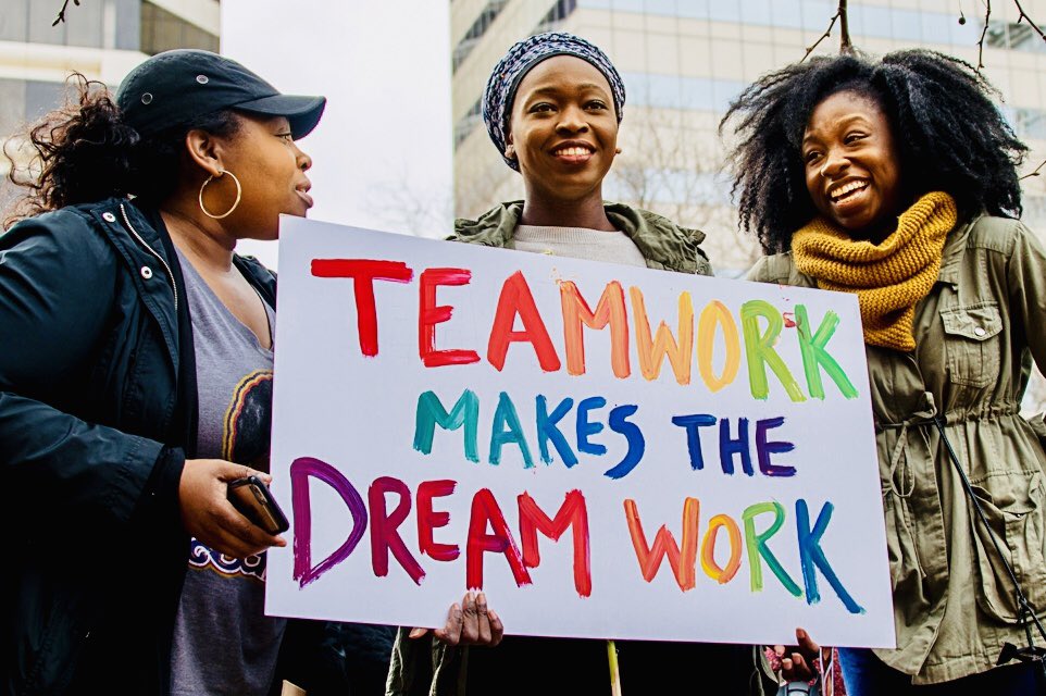 jeanquan's tweet photo. #Sisters &amp; friends meet us tomorrow for 3rd #Oakland #womensmarch, Sat19, 10am, #lakemerrittamphitheater  Celebrate our #resistence #victories &amp; #mobilizations, thousands ran for office, millions voted. #organize #bluewave2020, honor #MLK #powertothevote https://t.co/fV5AGgCR1V https://t.co/CicIFIUvR5