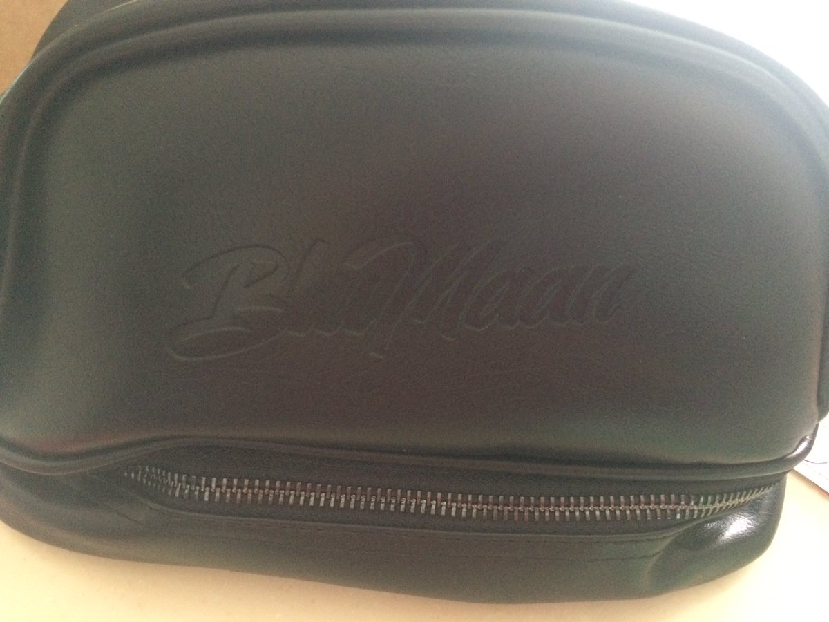 nickryanss's tweet photo. Look what just came through the mail! 🤩 Thankksss!! #blumaan #blumaanessentialbaggiveawaywinner https://t.co/jMDsF8pXeL
