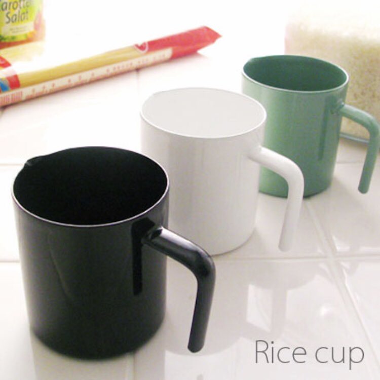 かざり V Twitter お米の計量カップかわええ こういうので計量する事で 毎回 可愛い って嬉しくなると思うねん 100均のプラカップより心に効く と夫にプレゼンしたら ええやん そういうの大事やで と了解を得たので買いますね T Co