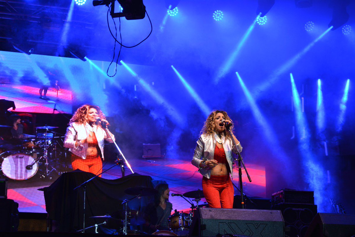 fiestadelapera's tweet photo. 🎸 Susi Blú en el escenario de la 21° Fiesta Nacional de la Pera #Pera2019🍐 https://t.co/GHfzzF2Qug