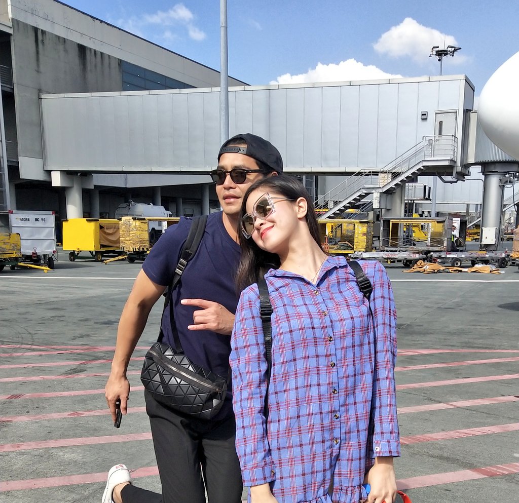 KissesDelavin tweet picture