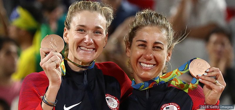 vbvacations's tweet photo. Surprise! #SOB50 Ixtapa pro #12 is @AprilRossBeach. Overall she has 55 wins. 2 Olympic medals & 2 SOB Trips! Her past partners include @JenniferKessy, @kerrileewalsh currently @alixklineman & SOBer @CaitlinLedoux #SOBVolleyballVacations #SOBIxtapa2019 #dancefloorslipandslidechamp https://t.co/z5cW3TgCGl