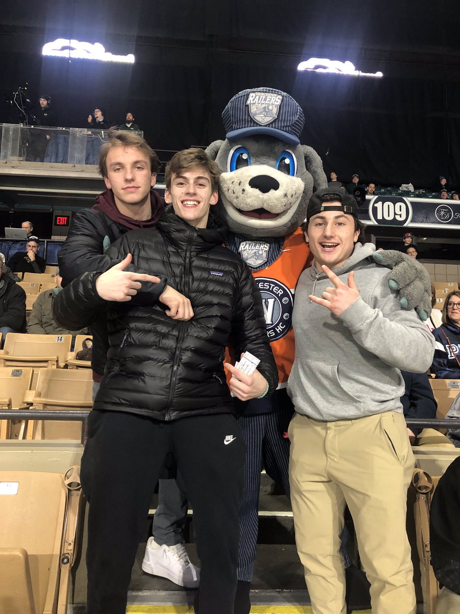 Boys had a great time at the <a href="/RailersHC/">Worcester Railers</a> game tonight #hockeyszn