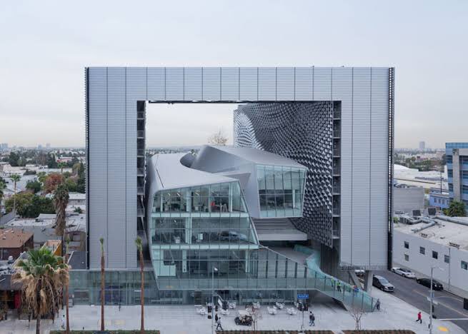 Morphosis 作品集 トムメイン 建築 絶版 Morphosis 作品集 トムメイン 建築 絶版 Amazon | 洋書トムメイン 建築