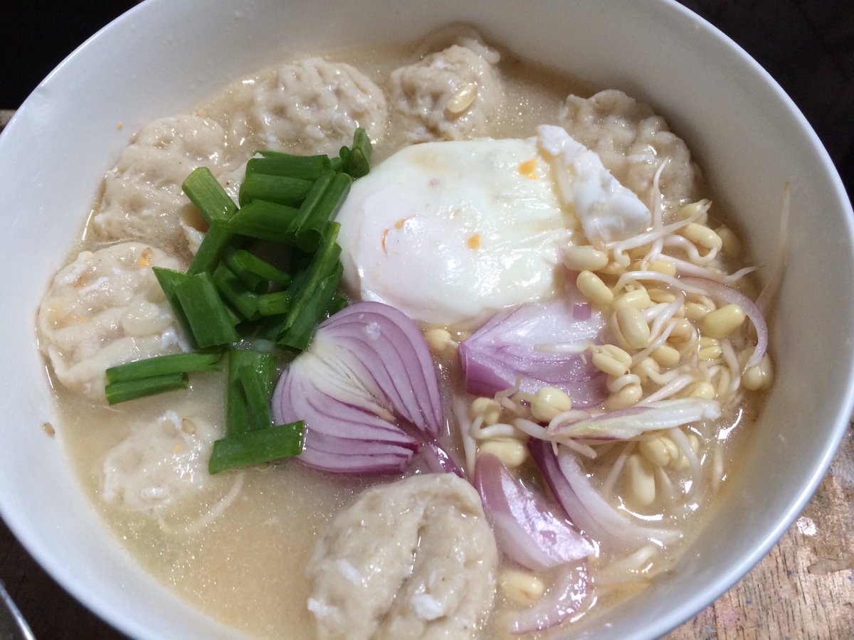 อร่อยม๊าก 10/10 เป็นรสชาติราแมนที่แท้ทรู #อร่อยไปเเดก #อร่อยไปแดก #รีวิวเซเว่น #อร่อยนะรู้ยัง