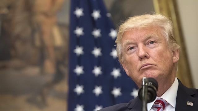 Texas GOP lawmaker breaks with Trump, calls border crisis a "myth" http://hill.cm/DWfru7C