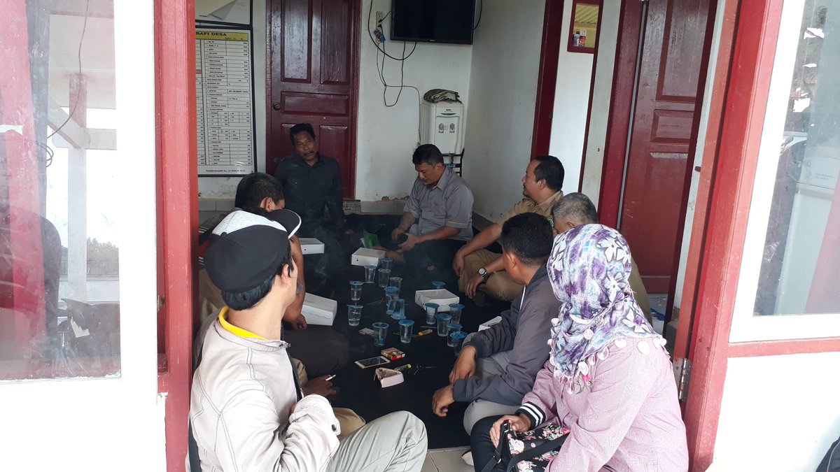 Iis170115's tweet photo. Monev pelaksanaan program pembangunan desa TA 2018..
@jokowi
@EkoSandjojo
@anwsanusi
@taufikmadjid71
@fachrilabalado #JokowiMembangunDesa
#JokowiDiGarut
#Kemendes2019
#TPPIJawaTimur
#TPPIPamekasan https://t.co/hD0hSijVw0