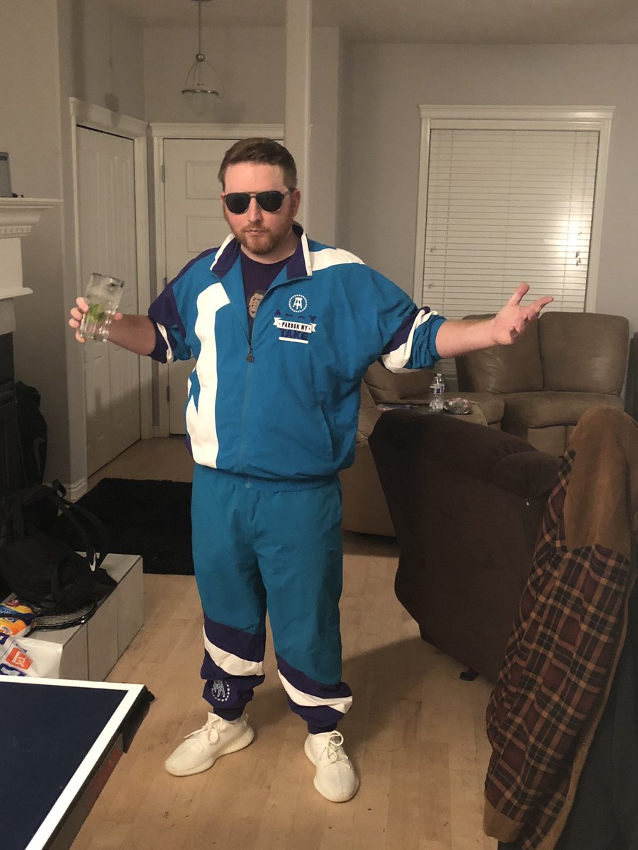 connorjstone22's tweet photo. If @BarstoolBigCat and  @PFTCommenter had a kid https://t.co/86daoUmgqU