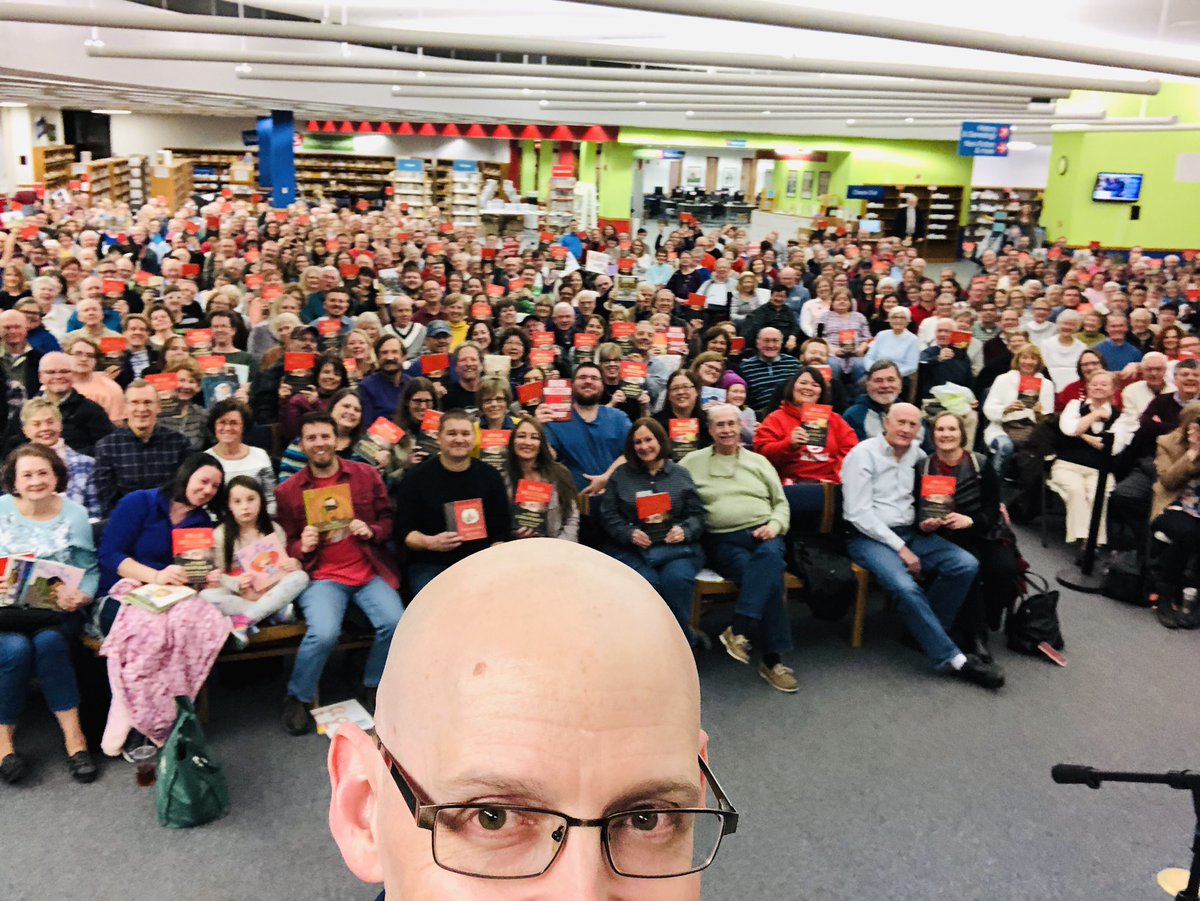 Holy wow — where do you find 500 people who want to spend Friday night in a library? St. Louis, that’s where! What a crew, including flag experts, genius kids, and the mom of <a href="/SklarBrothers/">The Sklar Brothers</a>. If you’re snowed in, download #TheFirstConspiracy here: bradmeltzer.com/Nonfiction/The…
