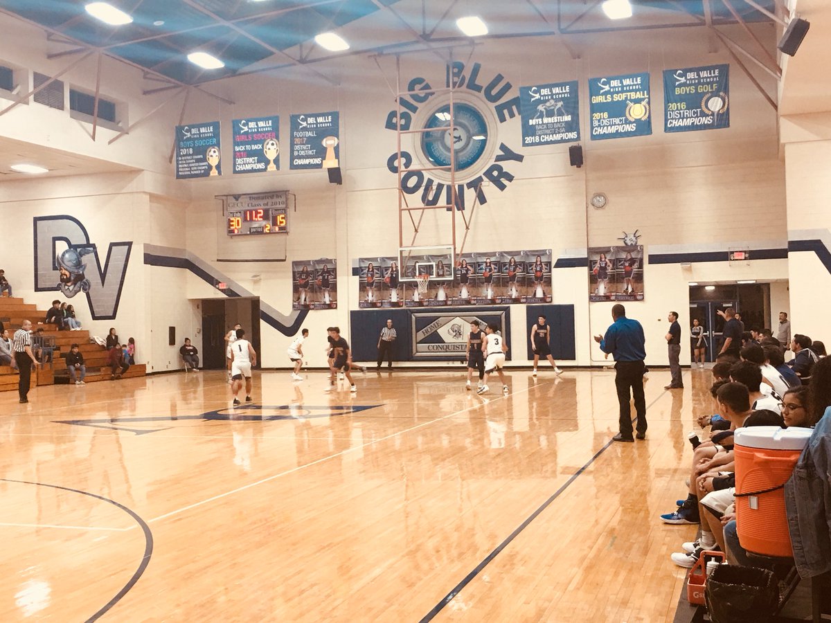 vlara_82's tweet photo. Victory! DV Boys Basketball defeated the Riverside Rangers tonight! @DVHSYISD https://t.co/vyiPTwG4tq