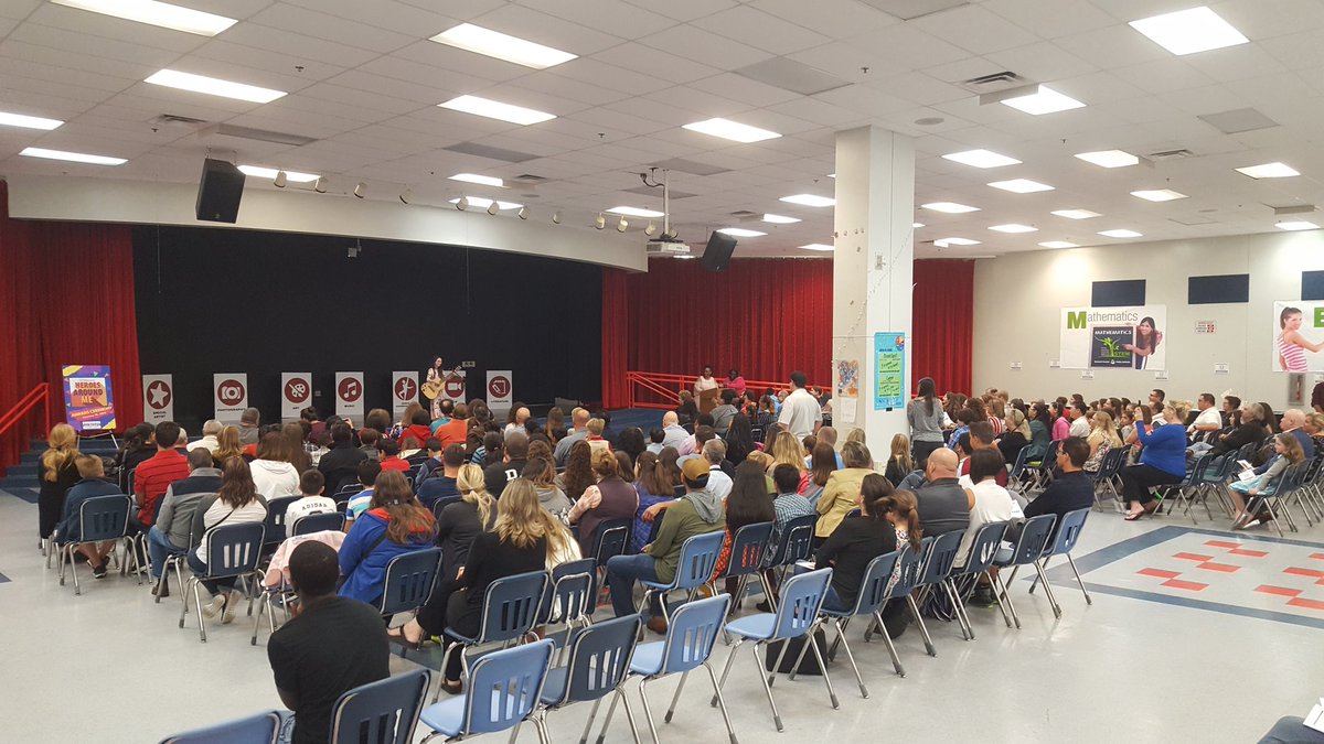 BurtMiller5's tweet photo. @apollo_rockets @bccptaptsa #reflectionevent Great turnout tonight. @clms1871 @Tav_Williams https://t.co/VWop6LSusc