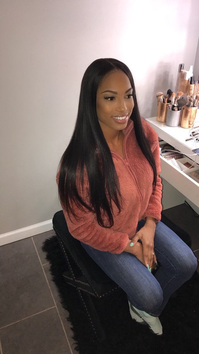 TeamGorgeousss's tweet photo. Late Night Glam On My Boo @MarshaeKayona_ 💗 #NoFilter #FlashOnly https://t.co/rFj6XYK7Fc